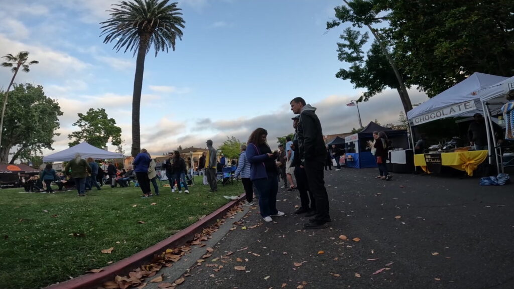 Farmers market photo. Showing many people